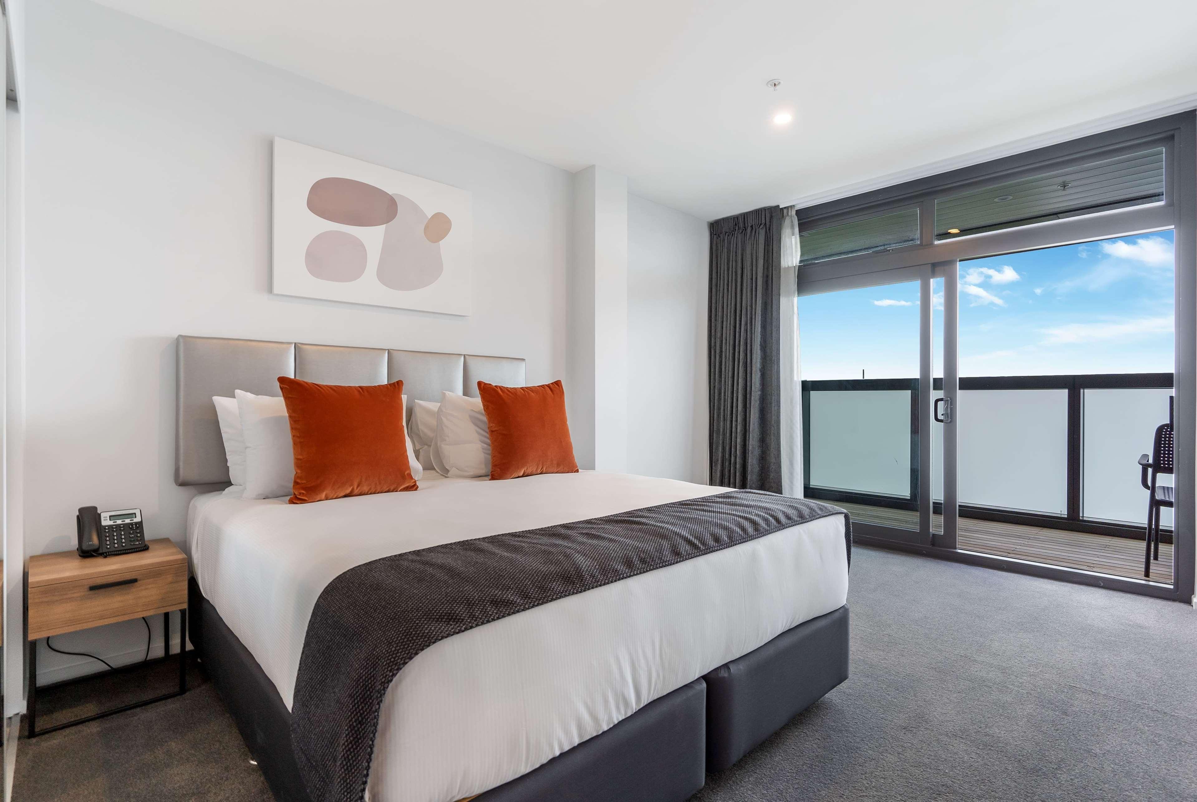 Ramada By Wyndham Newmarket โอ๊คแลนด์ ภายนอก รูปภาพ