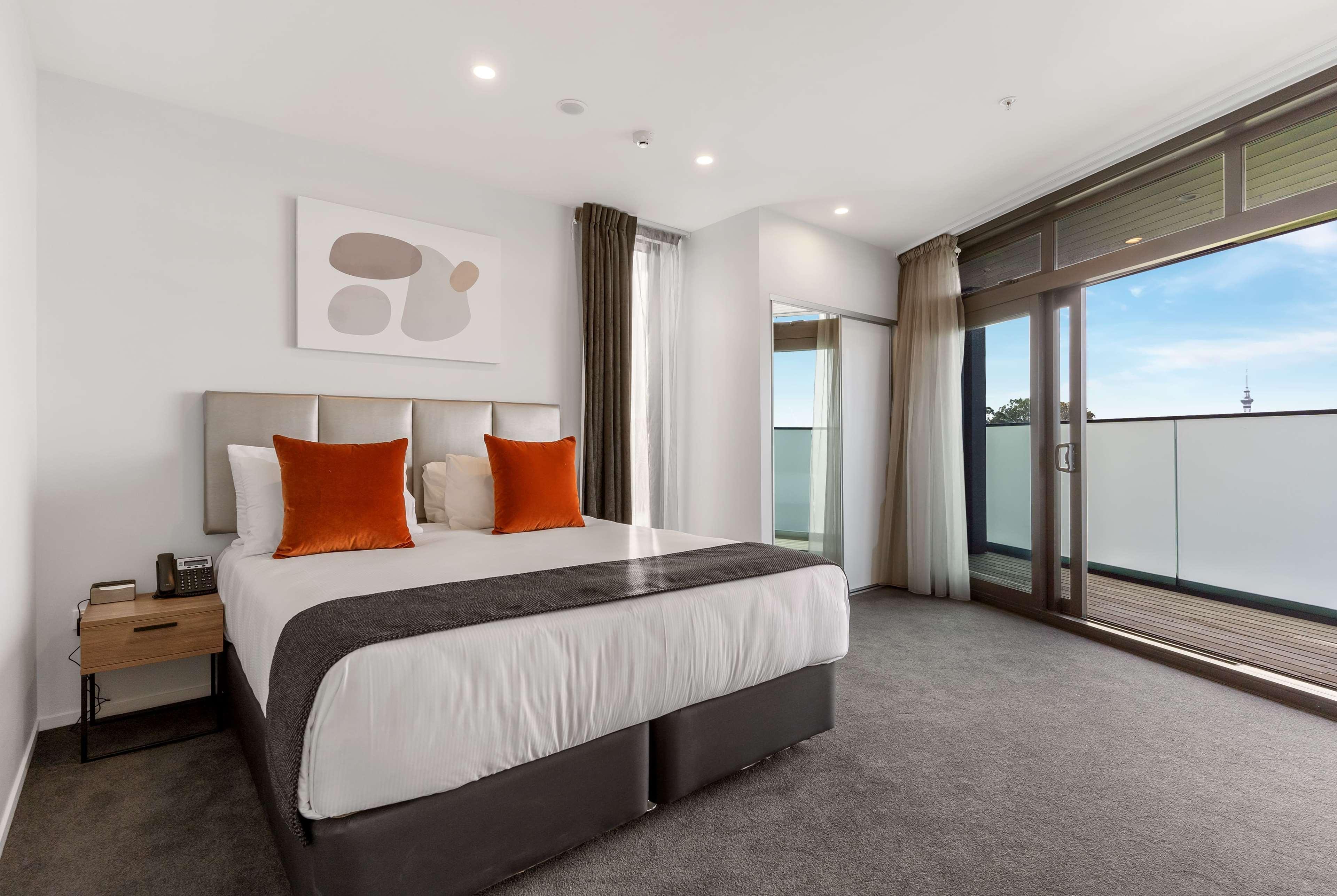 Ramada By Wyndham Newmarket โอ๊คแลนด์ ภายนอก รูปภาพ