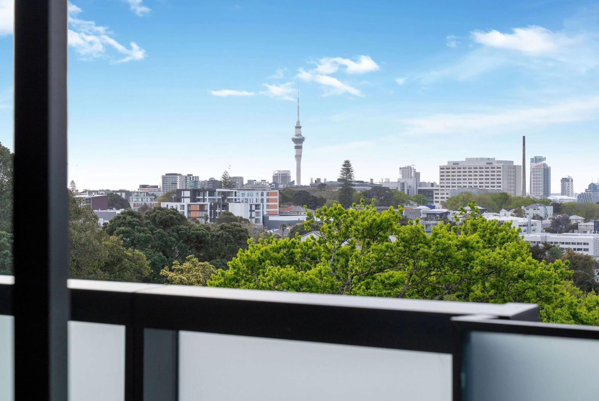Ramada By Wyndham Newmarket โอ๊คแลนด์ ภายนอก รูปภาพ